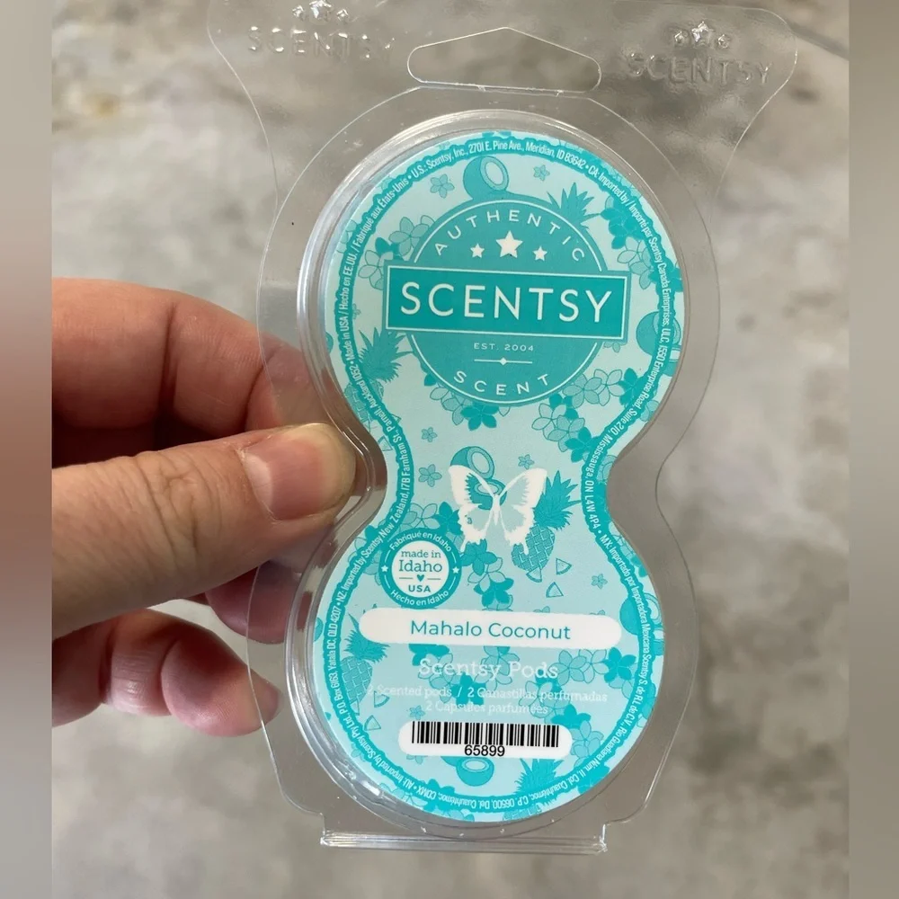 Scentsy Pods Mahalo Coconut refills NWT - Picture 1 of 3
